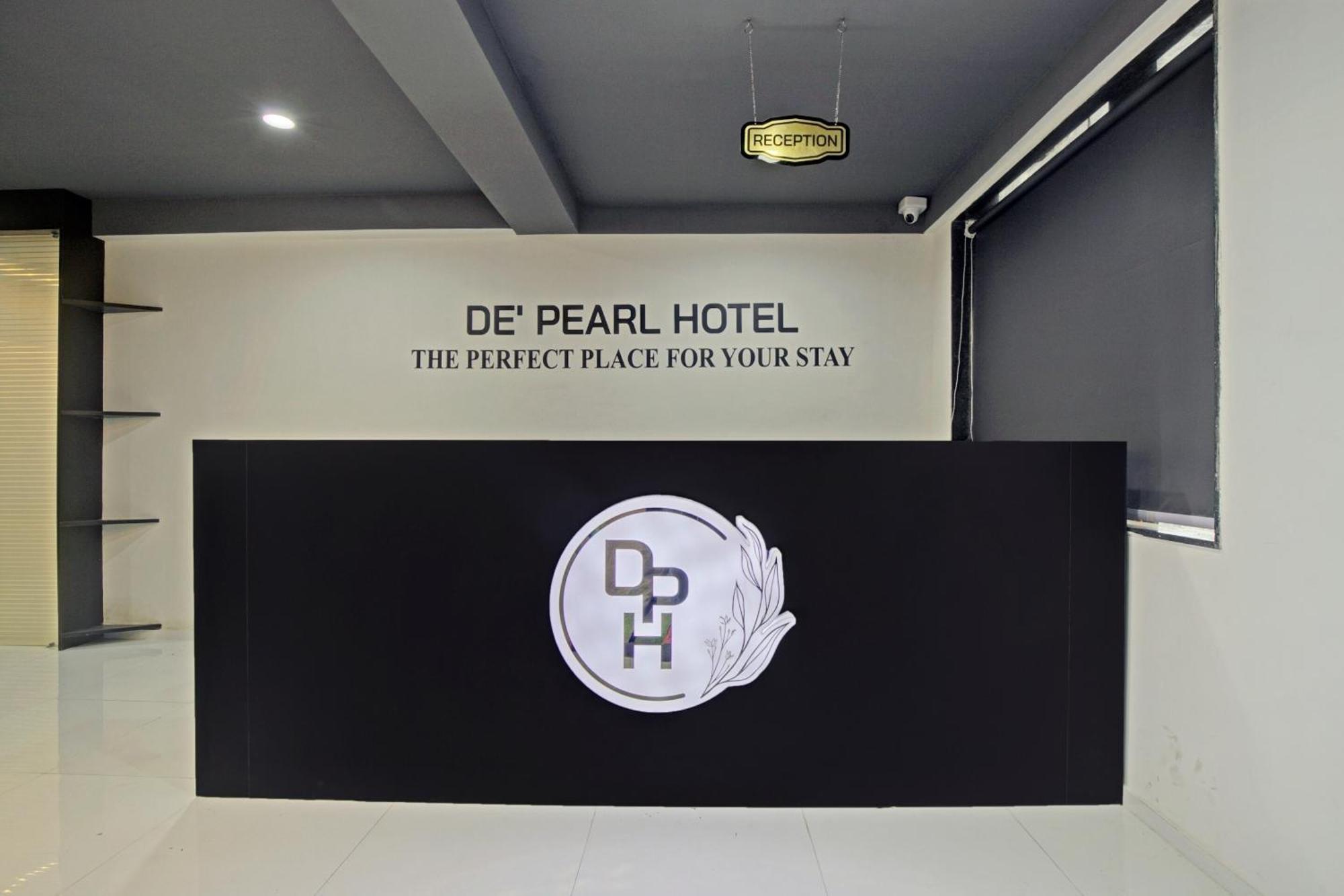 Collection O De'Pearl Hotel 수라트 외부 사진