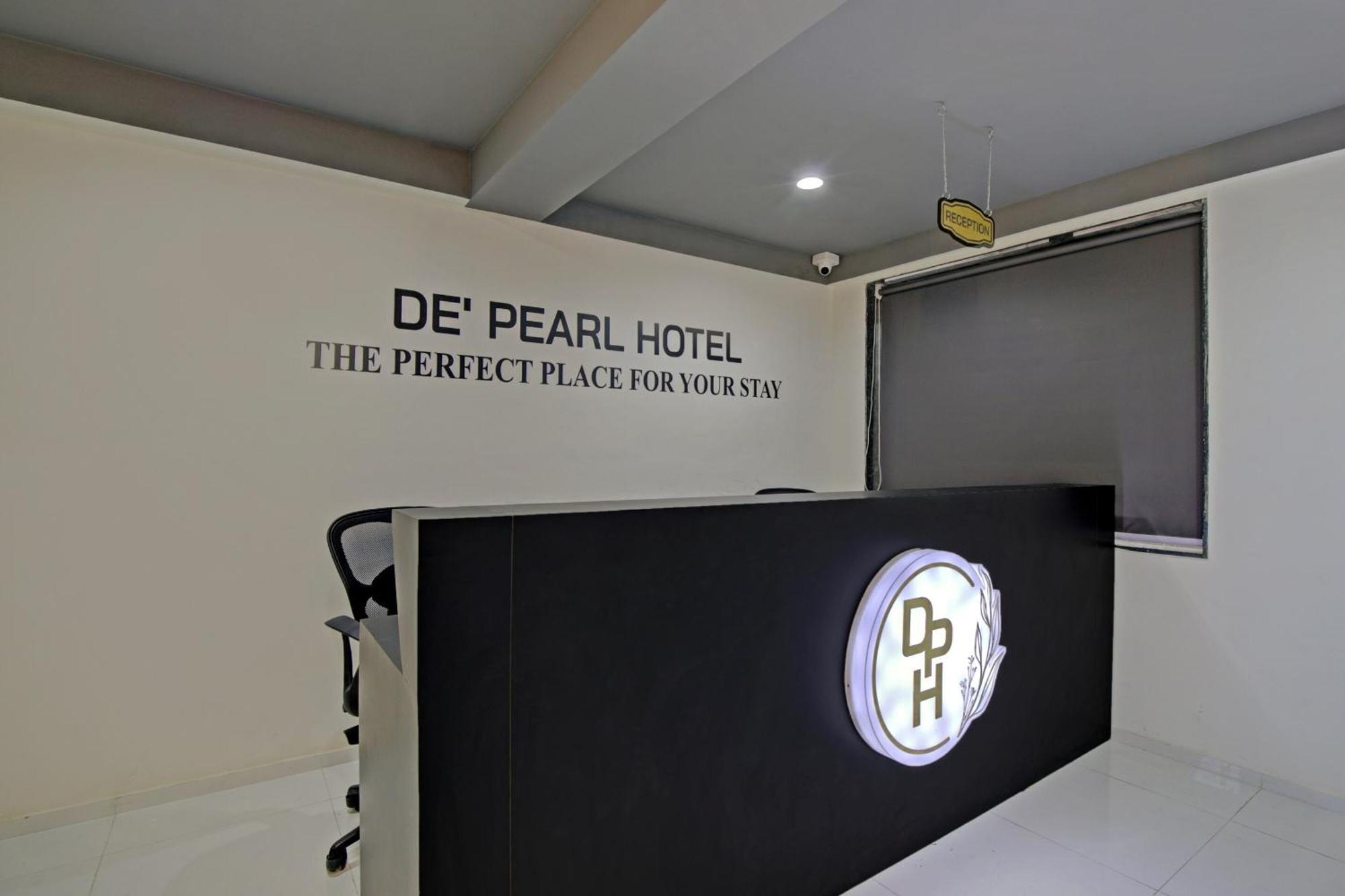 Collection O De'Pearl Hotel 수라트 외부 사진